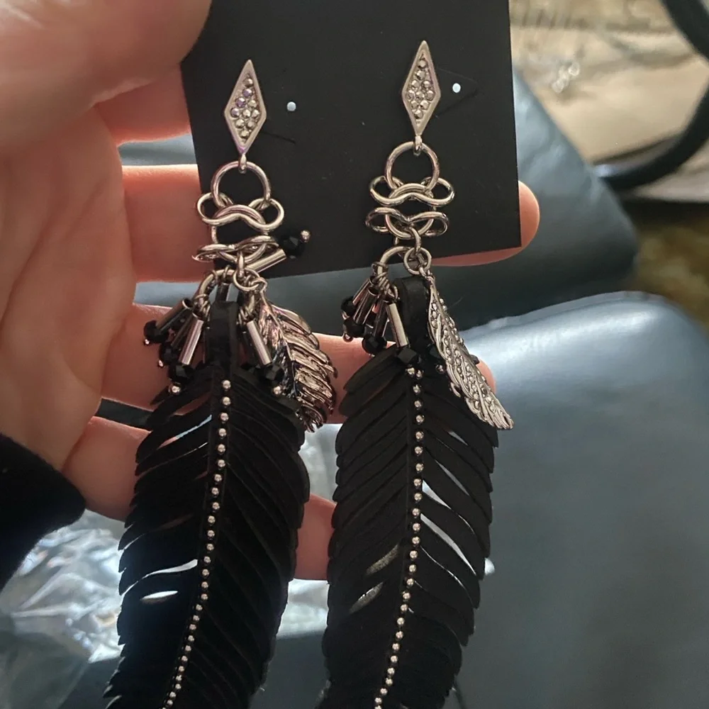 Rebecca Minkoff Leather Feather Earrings Black Feather and Crystals - Picture 5 of 6